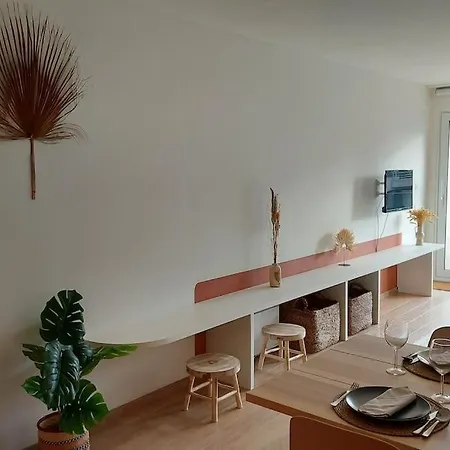 Zen Aan Zee Apartman *